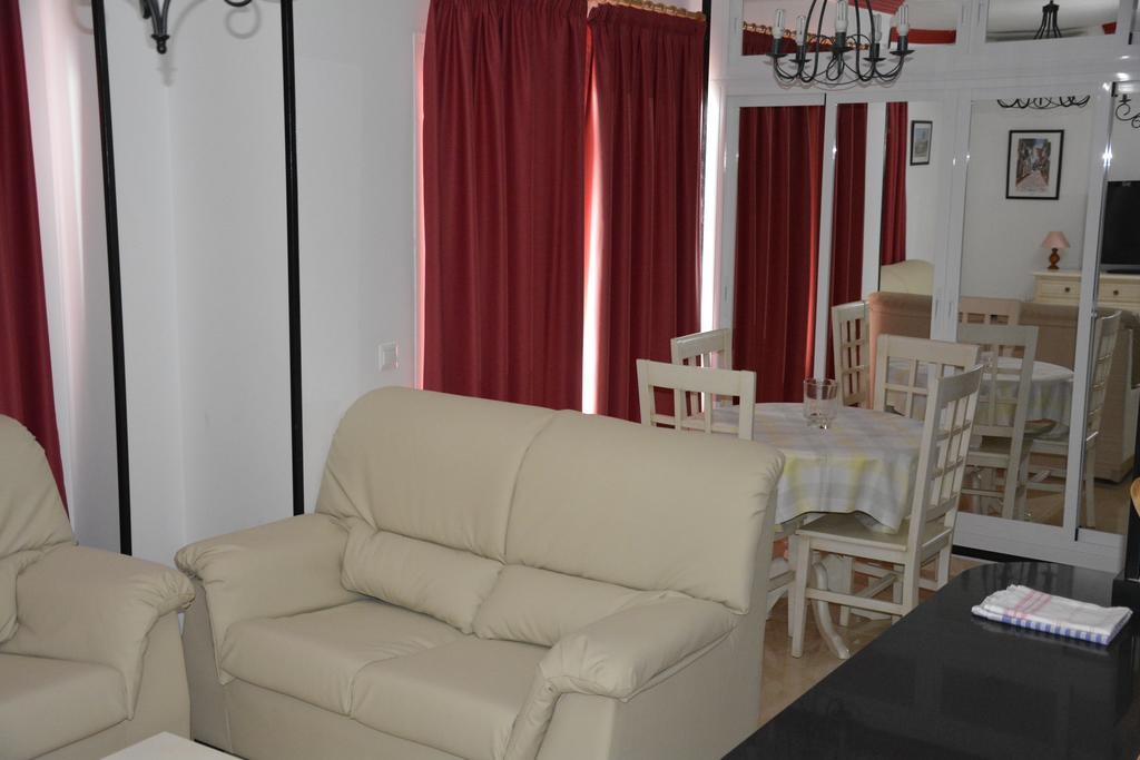 Apartamentos Mediterraneo Marbella Exterior foto